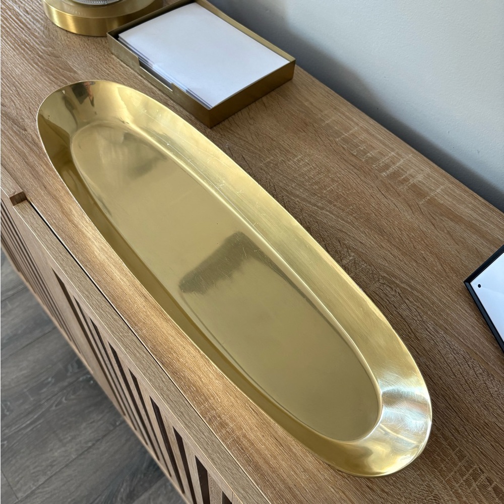 Elegant Gold Oval Bathroom Tray